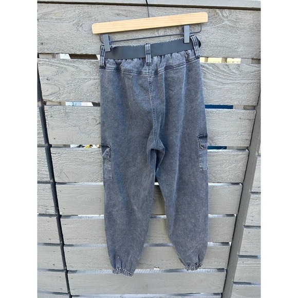 80s 90s vibe black denim cargo‎ joggers with belted waist. Retro vibe. Sz 25 - Picture 7 of 7